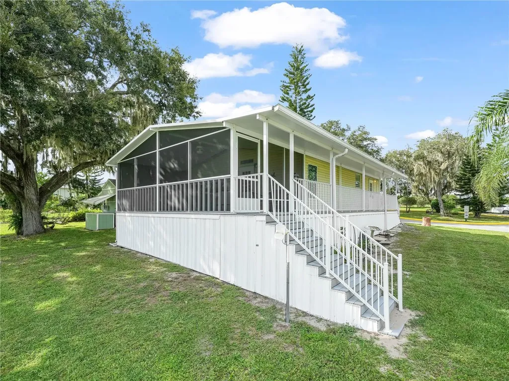 15 Pink Lady Lane Lake Wales FL 33898