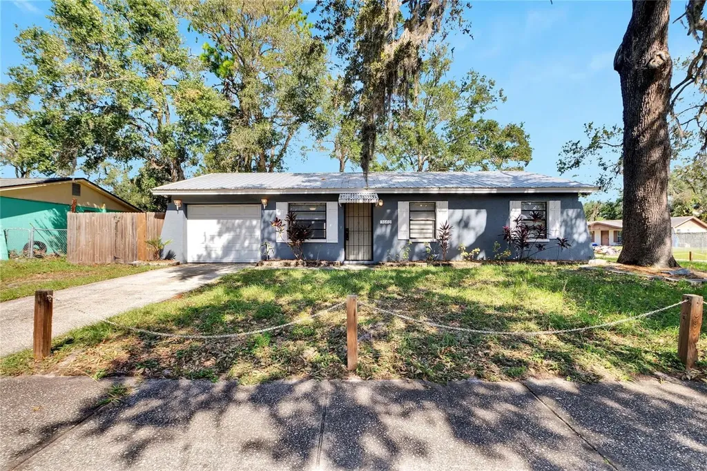 3640 Sugarcreek Drive Tampa FL 33619