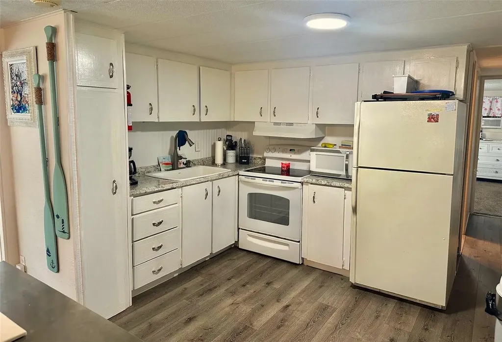 11157 102nd Way Largo FL 33773
