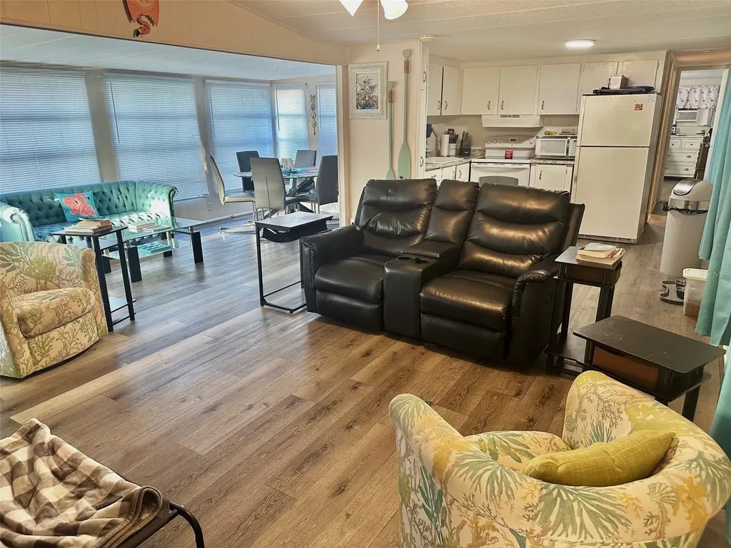 11157 102nd Way Largo FL 33773