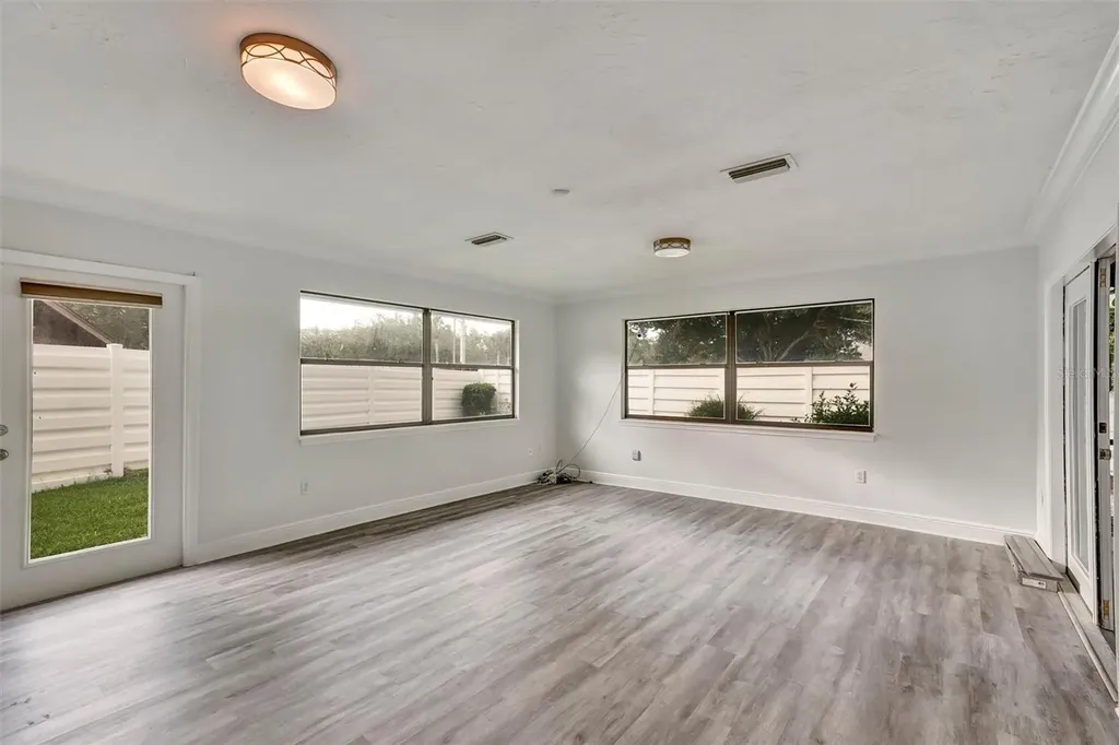 7861 Pine Trace Drive Sarasota FL 34243