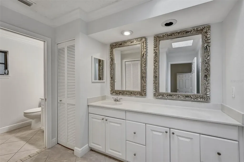 7861 Pine Trace Drive Sarasota FL 34243