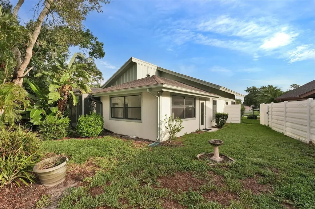7861 Pine Trace Drive Sarasota FL 34243