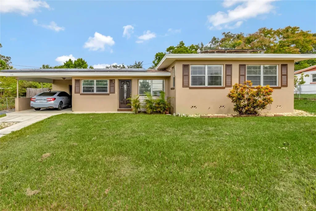 719 Osceola Avenue Lake Wales FL 33853