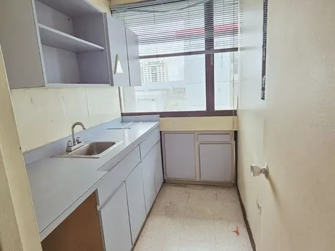 57 Santa Cruz Bayamon PR 00961
