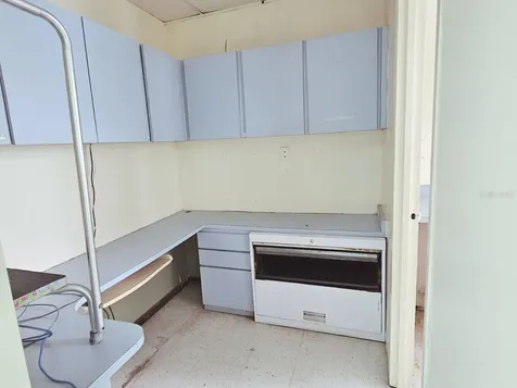 57 Santa Cruz Bayamon PR 00961