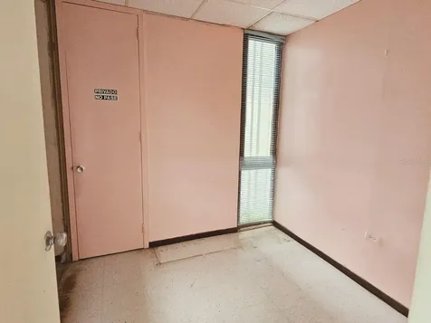 57 Santa Cruz Bayamon PR 00961