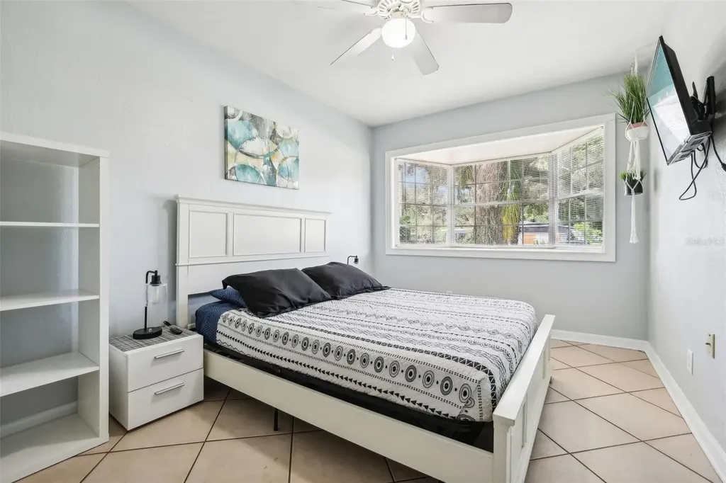1815 Larkin Avenue Orlando FL 32812