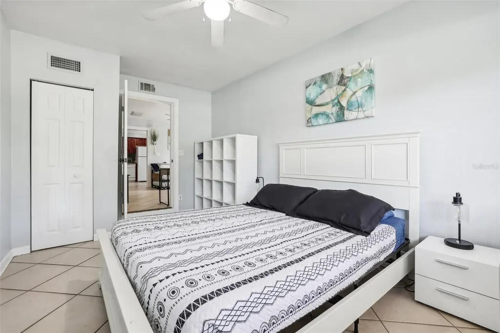 1815 Larkin Avenue Orlando FL 32812