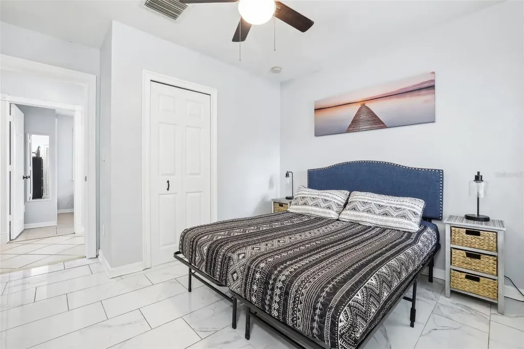 1815 Larkin Avenue Orlando FL 32812