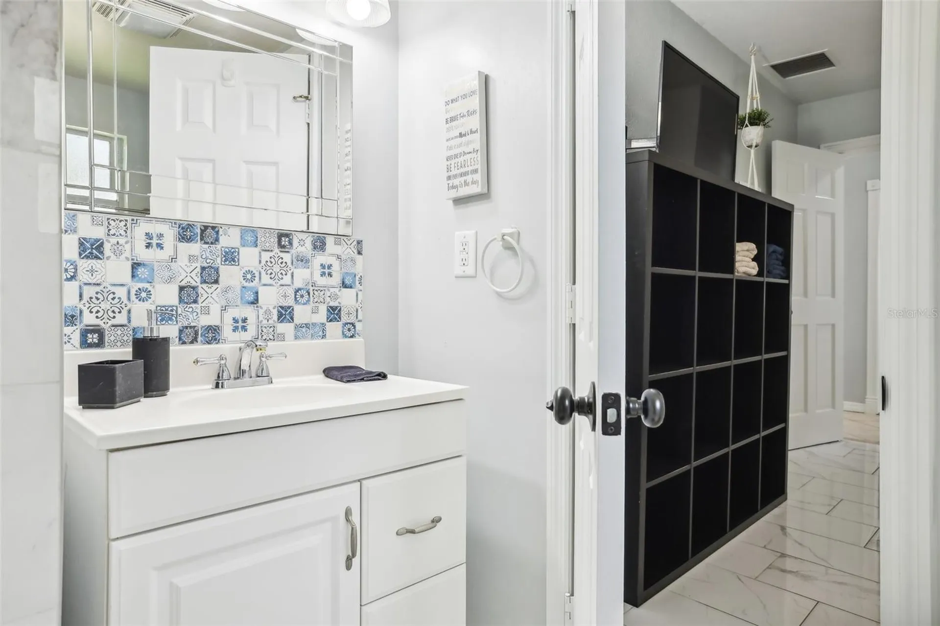 1815 Larkin Avenue Orlando FL 32812