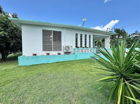 00 Calle Scorpio Vieques PR 00765