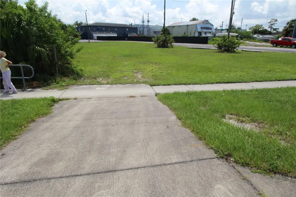 8900 Us 19 Highway Port Richey FL 34668