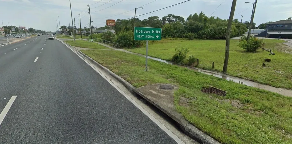 8900 Us 19 Highway Port Richey FL 34668
