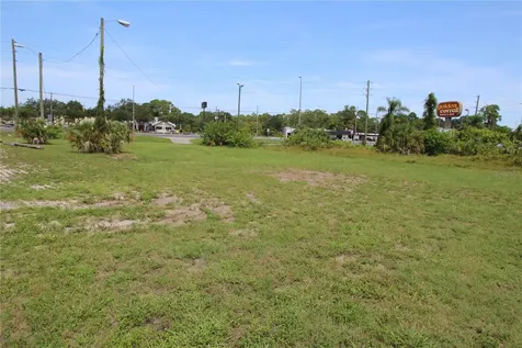 8900 Us 19 Highway Port Richey FL 34668