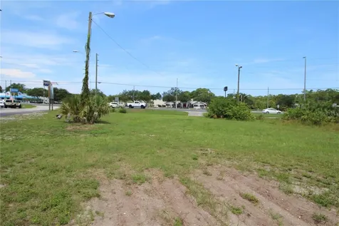 8900 Us 19 Highway Port Richey FL 34668