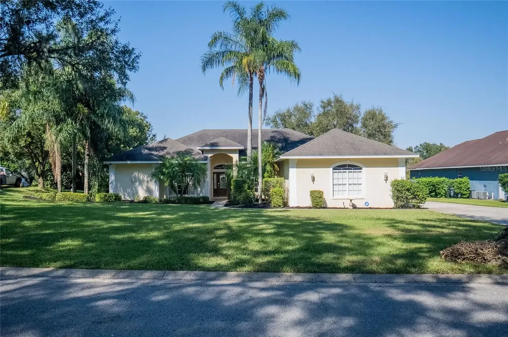 216 Chadwick Court Auburndale FL 33823