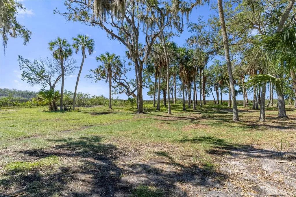 8812 Camp Lane Hudson FL 34667