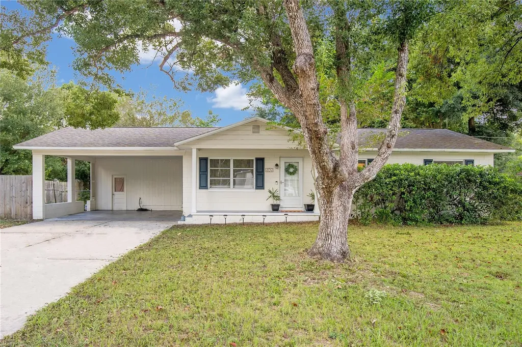 409 N Virginia Avenue Deland FL 32724