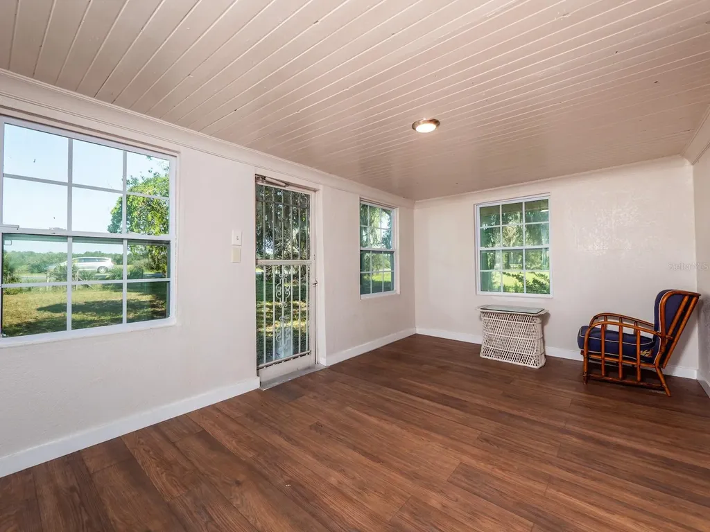 12146 E Highway 318 Fort Mc Coy FL 32134