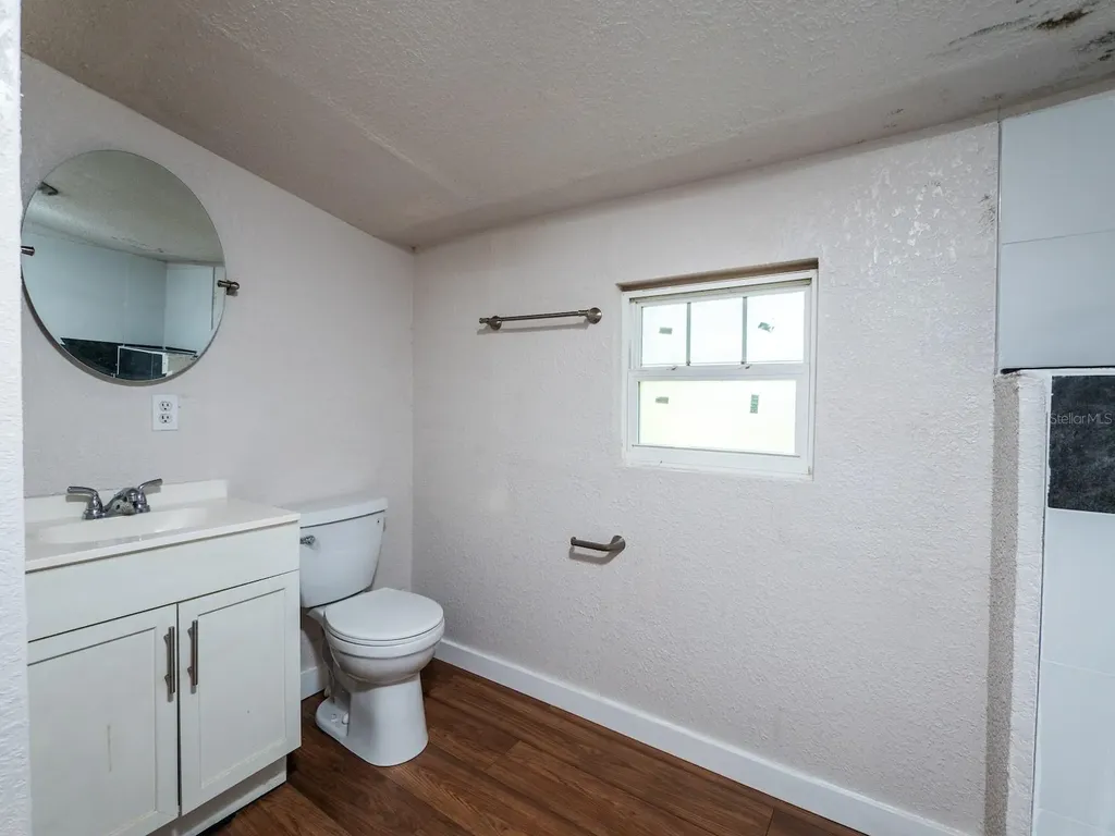 12146 E Highway 318 Fort Mc Coy FL 32134