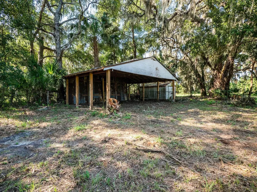 12146 E Highway 318 Fort Mc Coy FL 32134