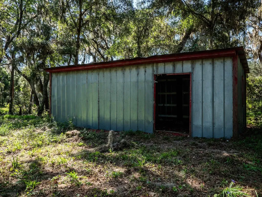 12146 E Highway 318 Fort Mc Coy FL 32134