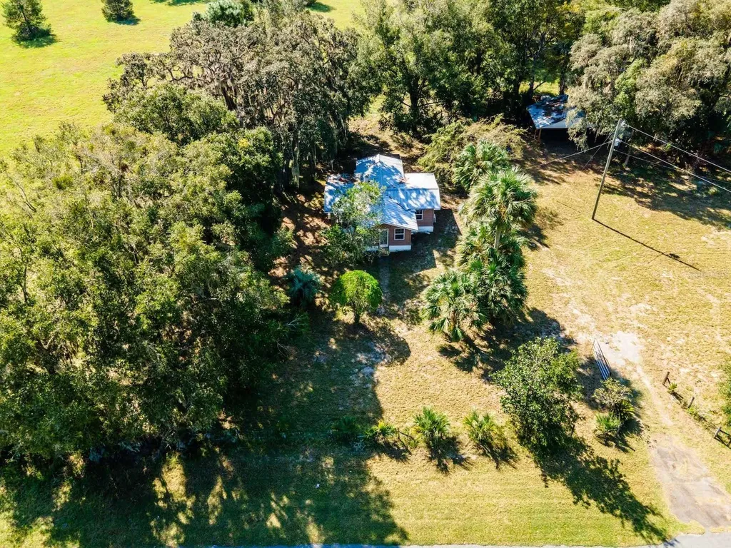 12146 E Highway 318 Fort Mc Coy FL 32134