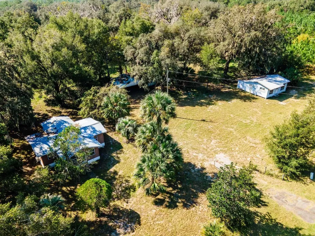 12146 E Highway 318 Fort Mc Coy FL 32134