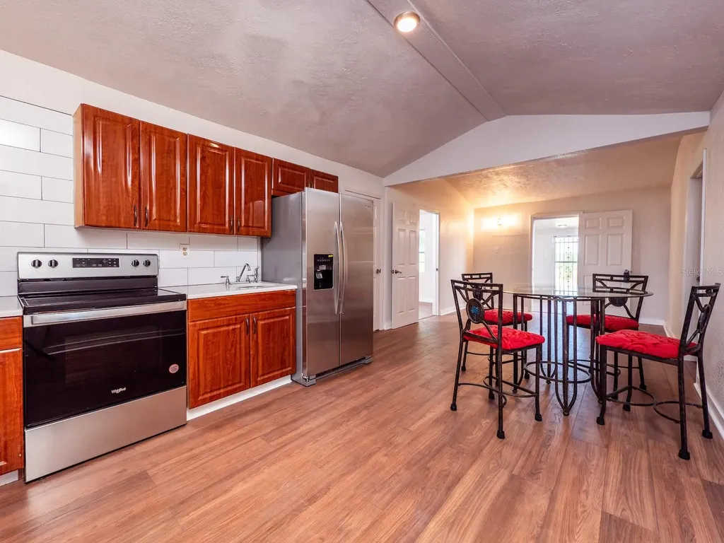 12146 E Highway 318 Fort Mc Coy FL 32134