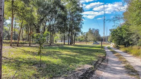 608 E 13th Street Apopka FL 32703