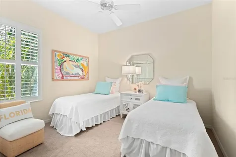 12121 Thornhill Court Lakewood Ranch FL 34202