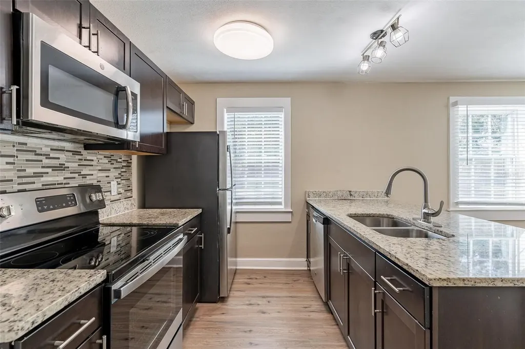 112 S Moss Street Leesburg FL 34748