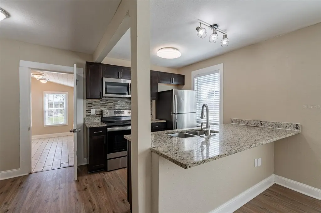 112 S Moss Street Leesburg FL 34748