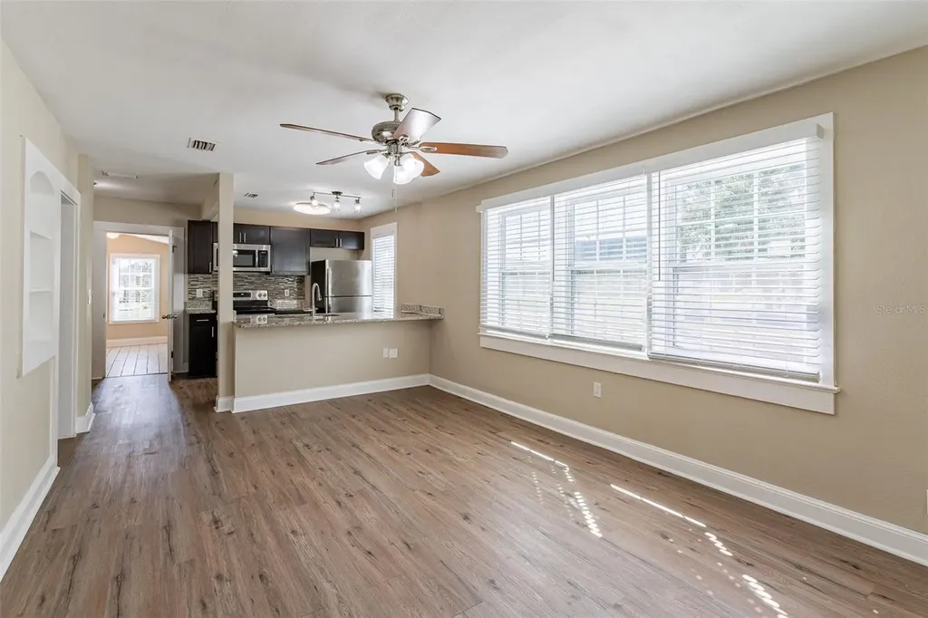 112 S Moss Street Leesburg FL 34748