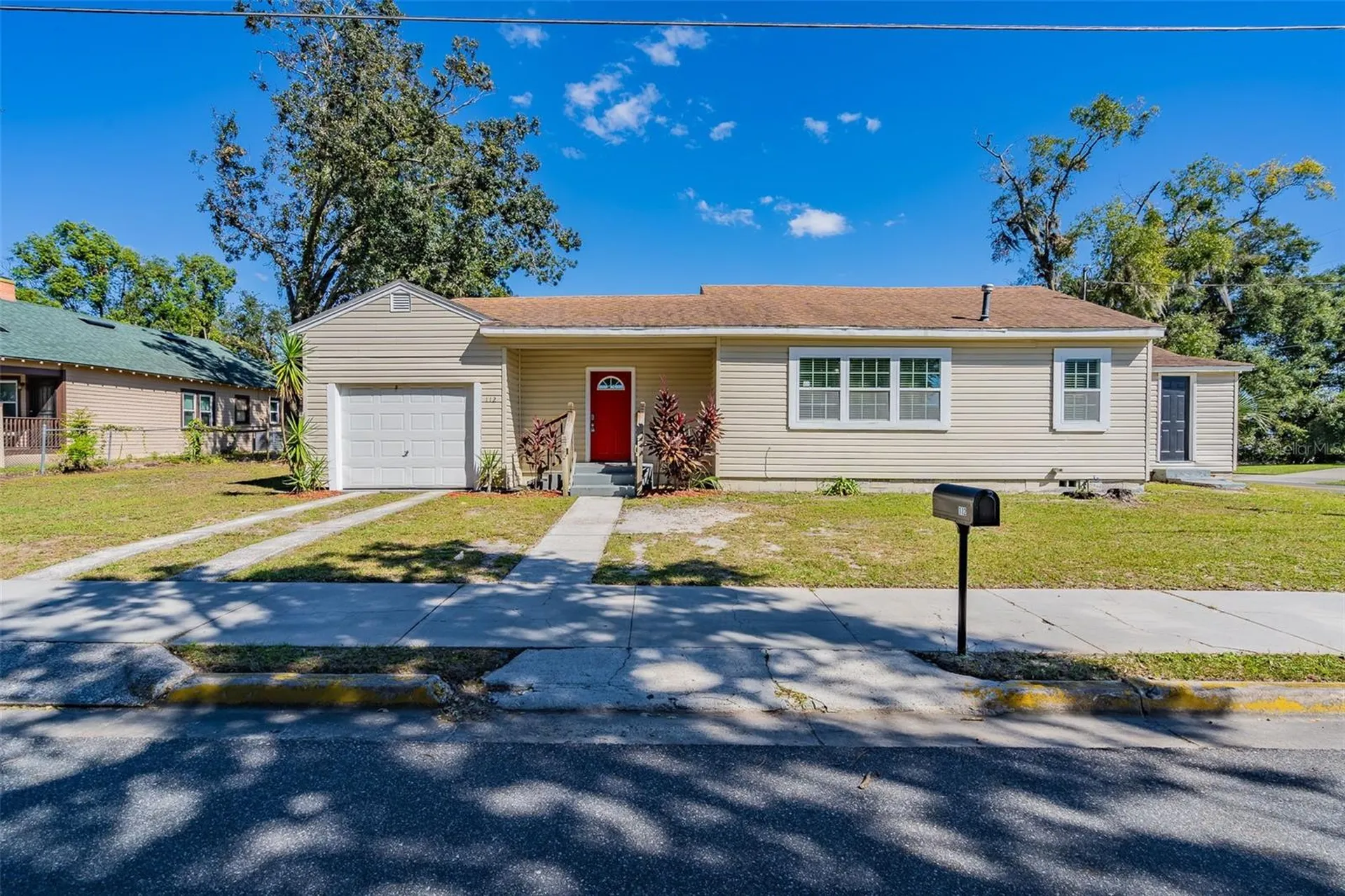 112 S Moss Street Leesburg FL 34748