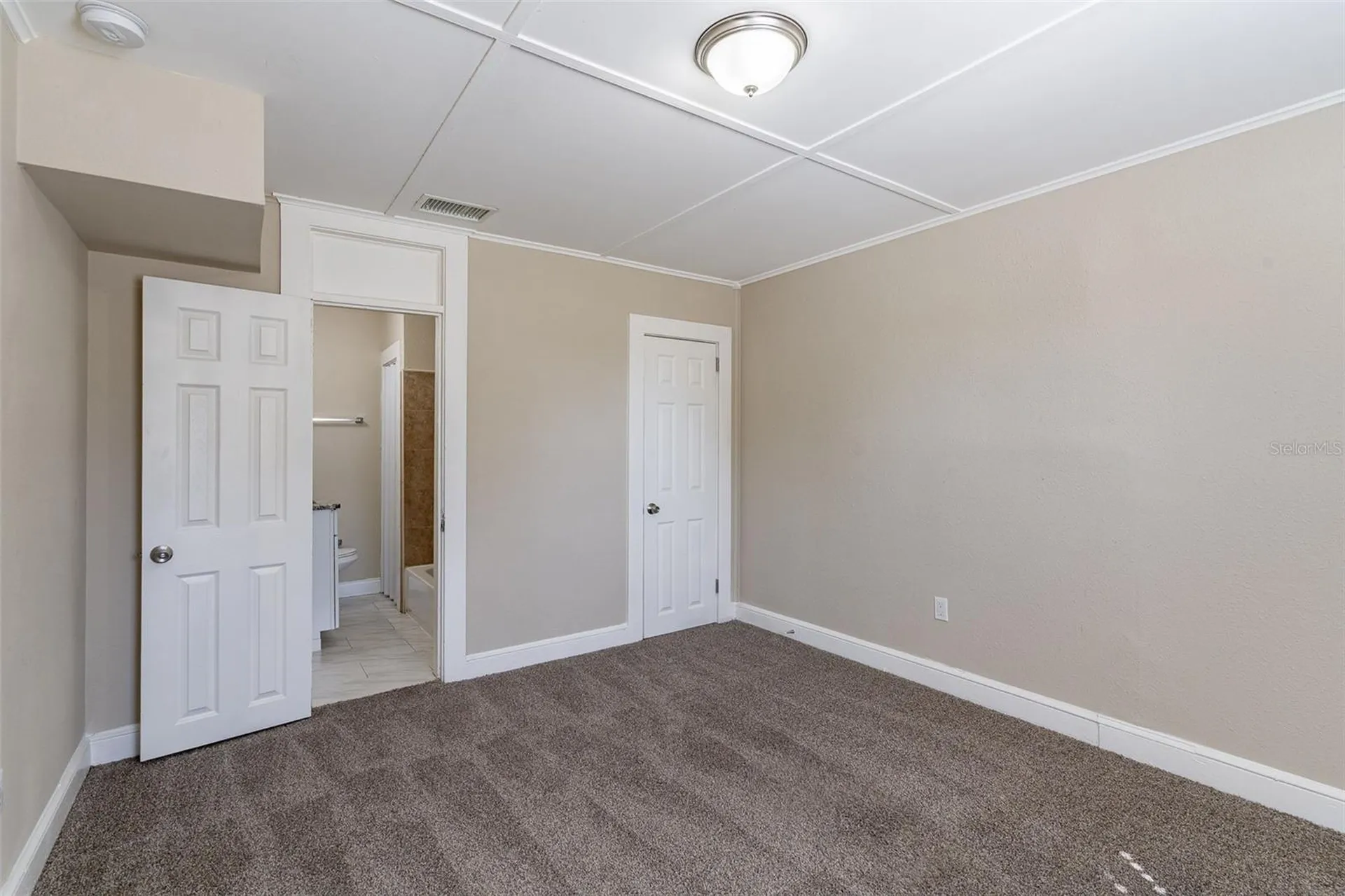 112 S Moss Street Leesburg FL 34748