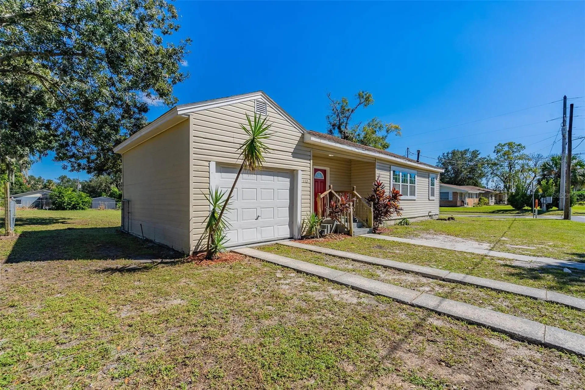 112 S Moss Street Leesburg FL 34748