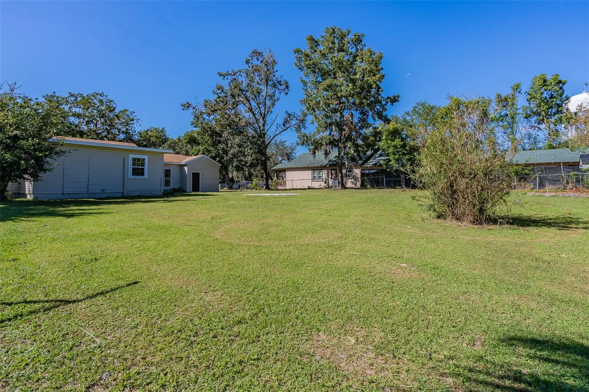 112 S Moss Street Leesburg FL 34748