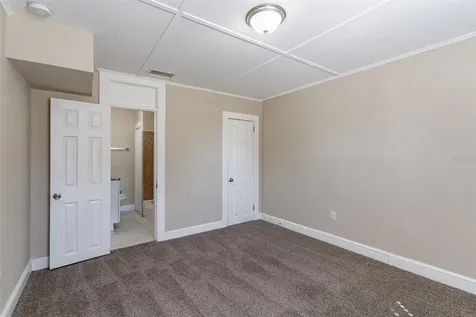 112 S Moss Street Leesburg FL 34748