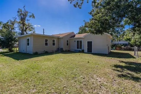 112 S Moss Street Leesburg FL 34748