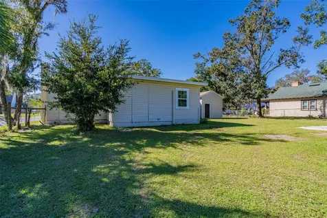 112 S Moss Street Leesburg FL 34748