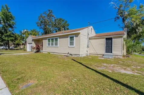 112 S Moss Street Leesburg FL 34748