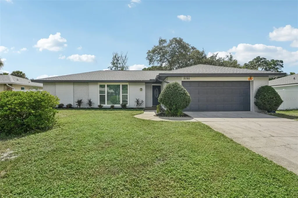 2195 Santa Paula Drive Dunedin FL 34698