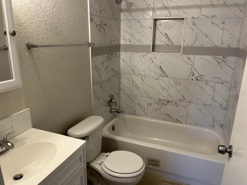624 Golden Raintree Place Brandon FL 33510