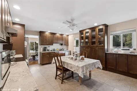 3750 NW 16th Place Gainesville FL 32605