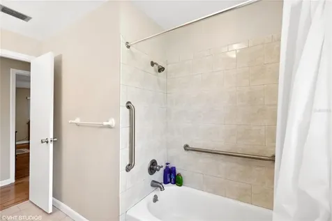 3750 NW 16th Place Gainesville FL 32605