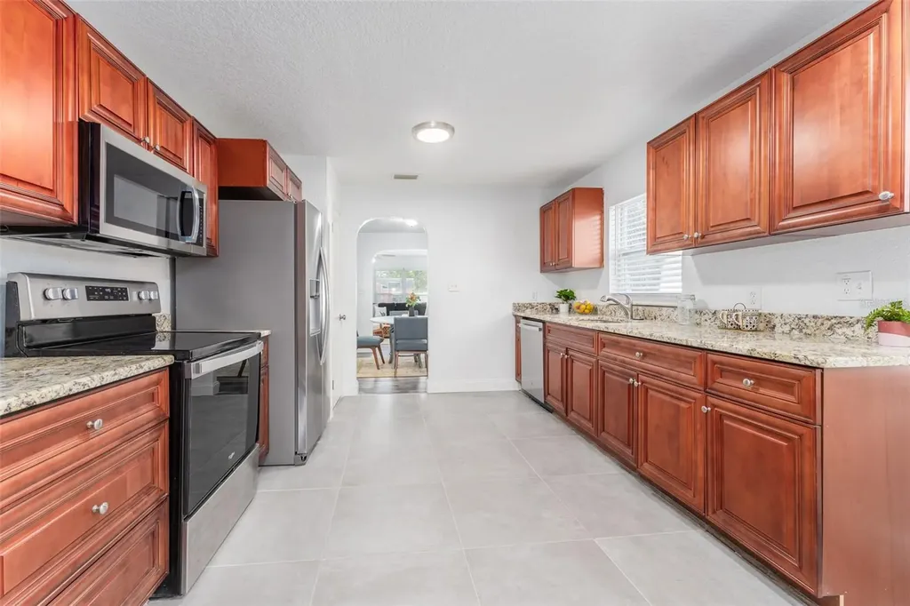 701 17th Avenue S St Petersburg FL 33701