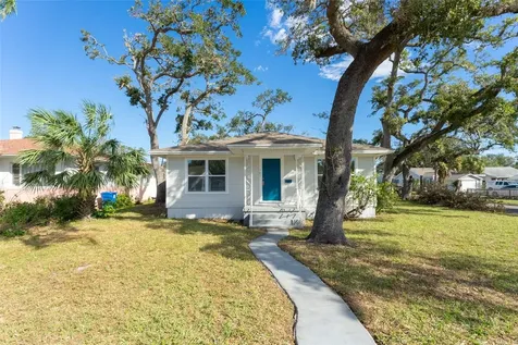 701 17th Avenue S St Petersburg FL 33701