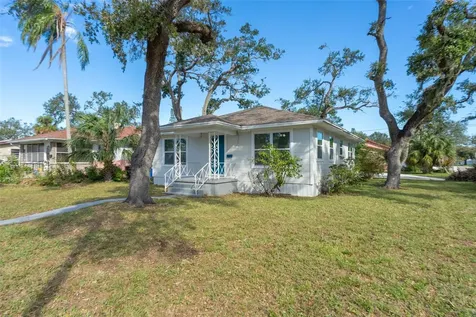 701 17th Avenue S St Petersburg FL 33701